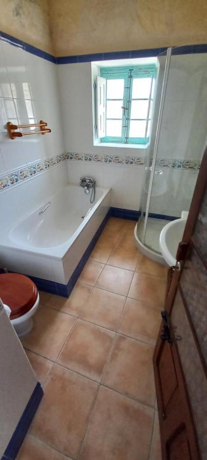 Dar Ta' Xmun - Idyllic Farmhouse With Pool, Garden, Seaview & Sunset San Lawrenz Exterior photo